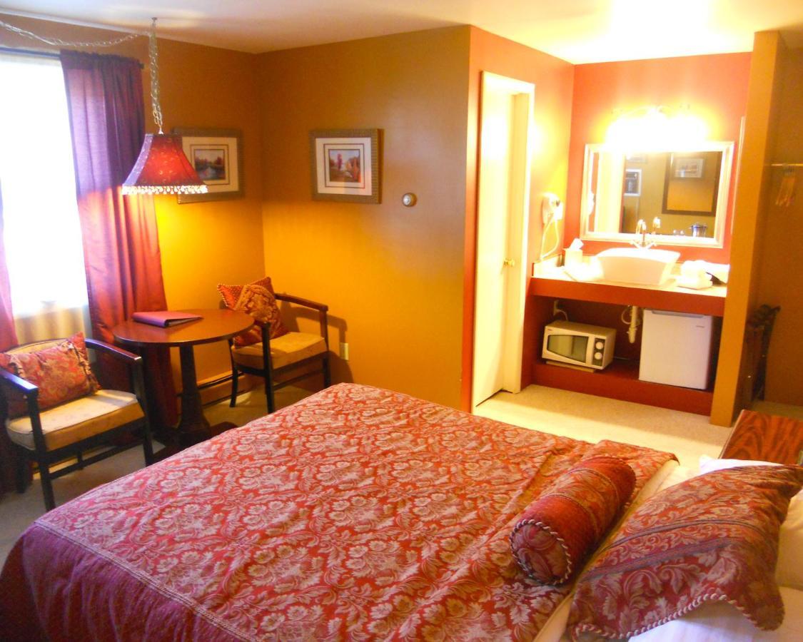 Vinehurst Inn & Suites 해먼즈포트 외부 사진