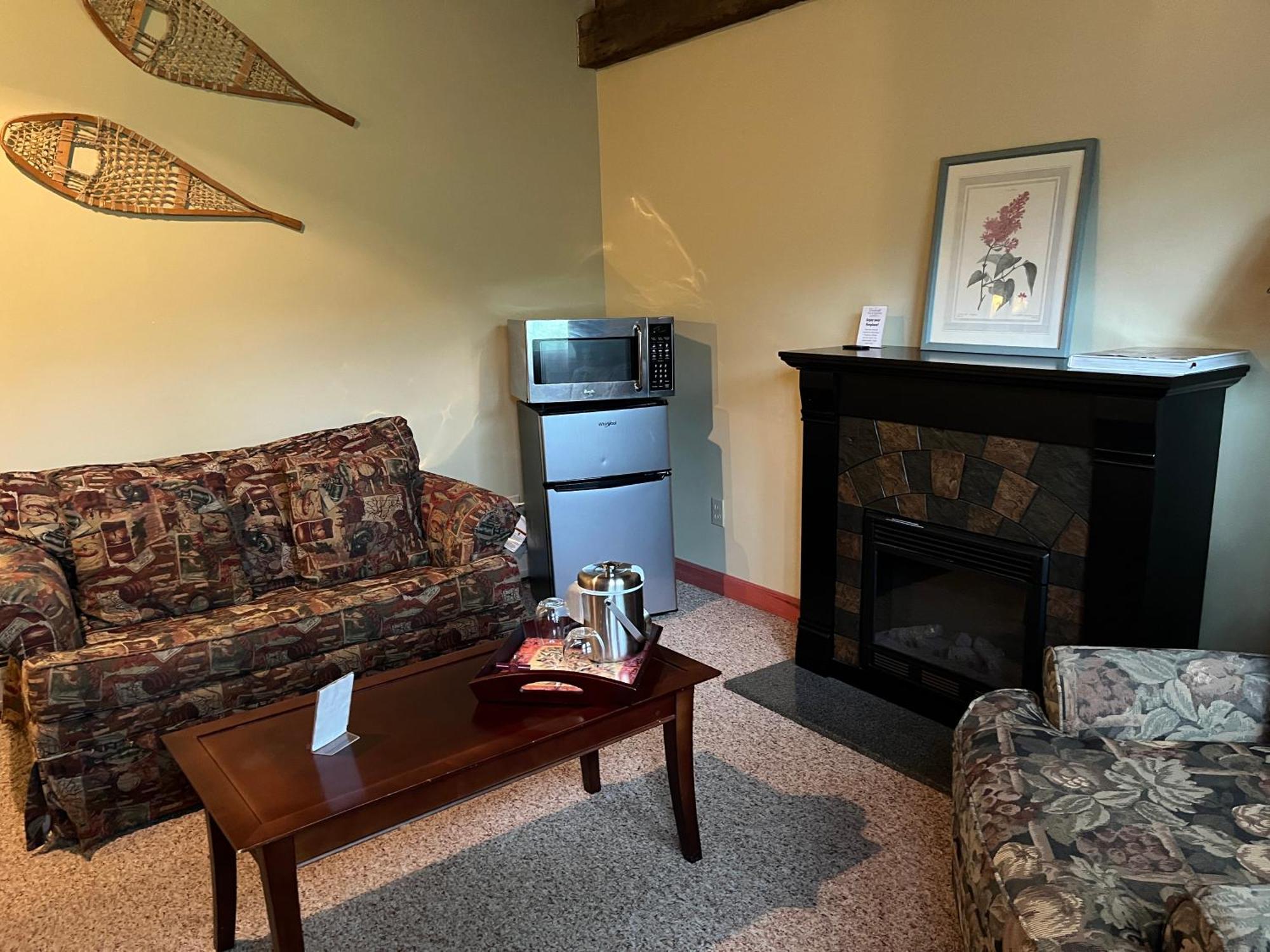 Vinehurst Inn & Suites 해먼즈포트 외부 사진