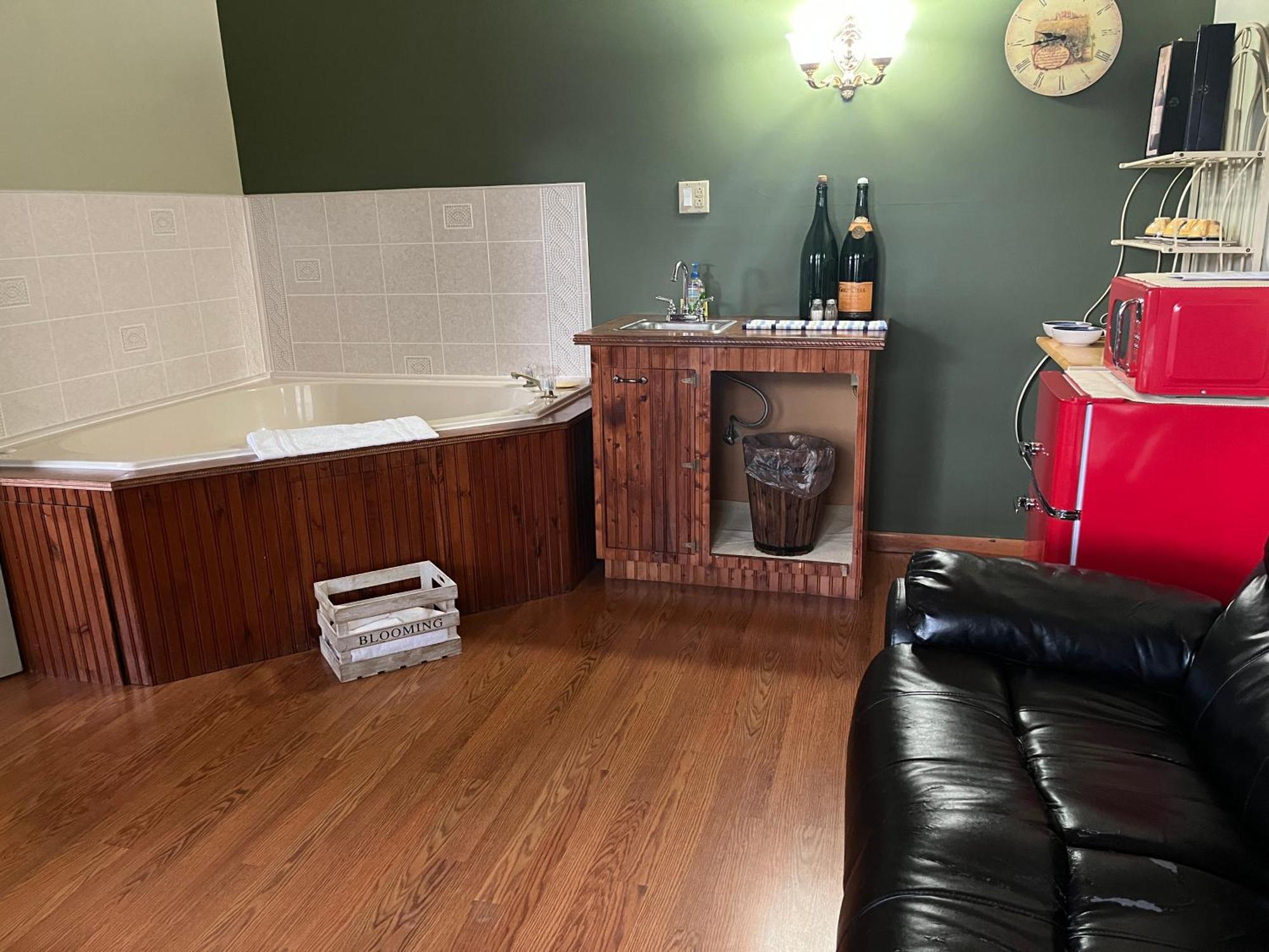Vinehurst Inn & Suites 해먼즈포트 외부 사진