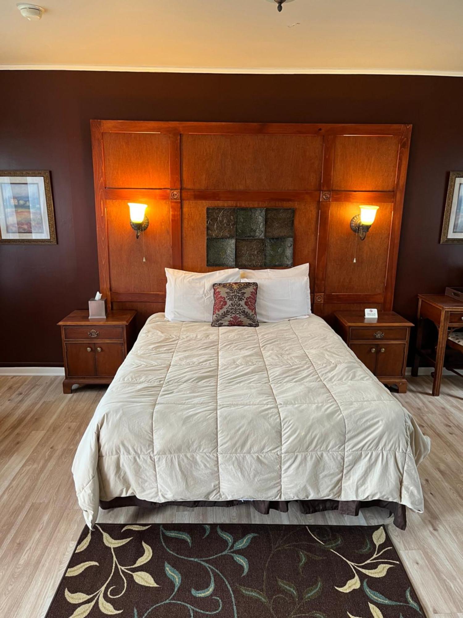 Vinehurst Inn & Suites 해먼즈포트 외부 사진