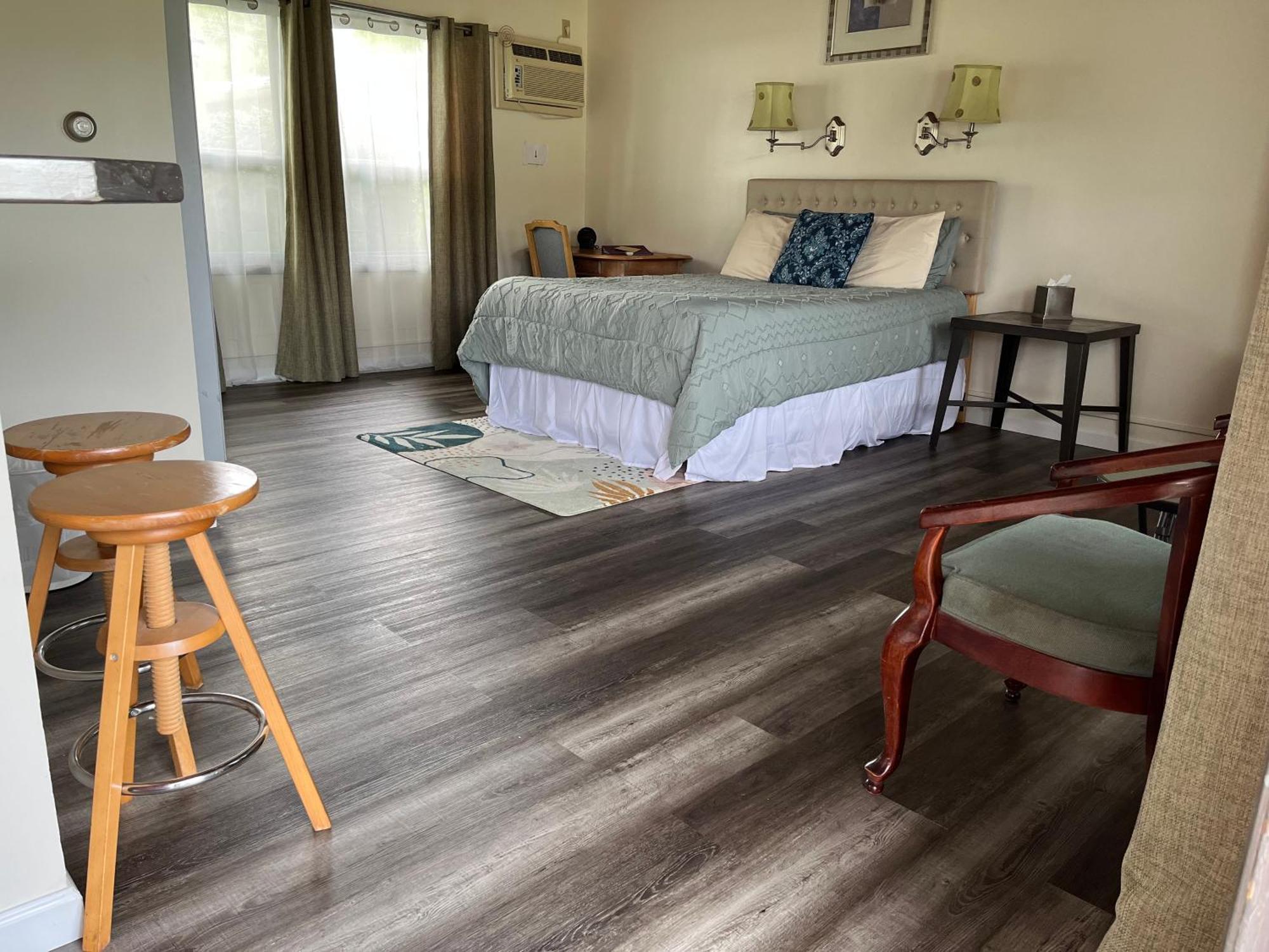 Vinehurst Inn & Suites 해먼즈포트 외부 사진