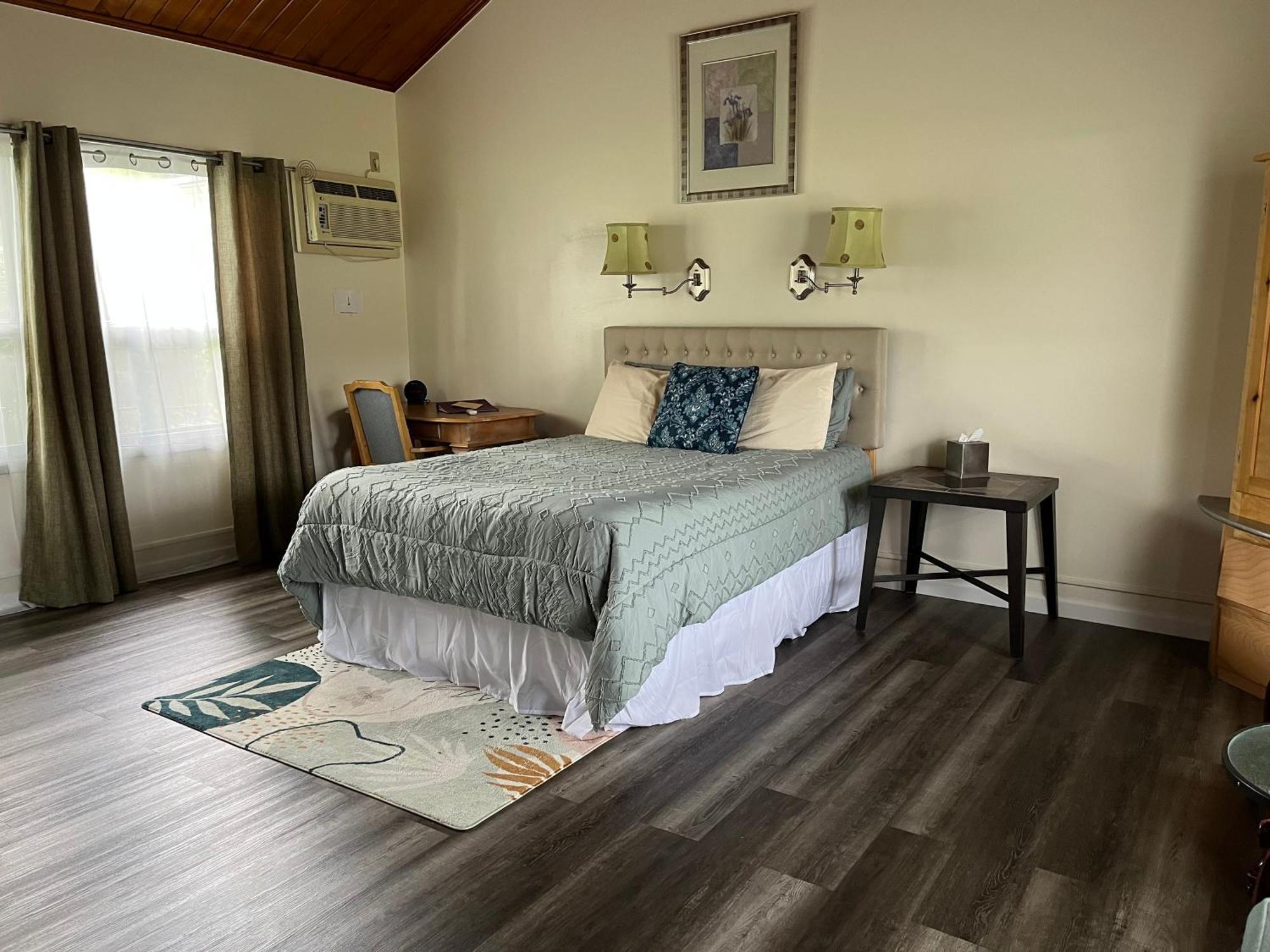 Vinehurst Inn & Suites 해먼즈포트 외부 사진